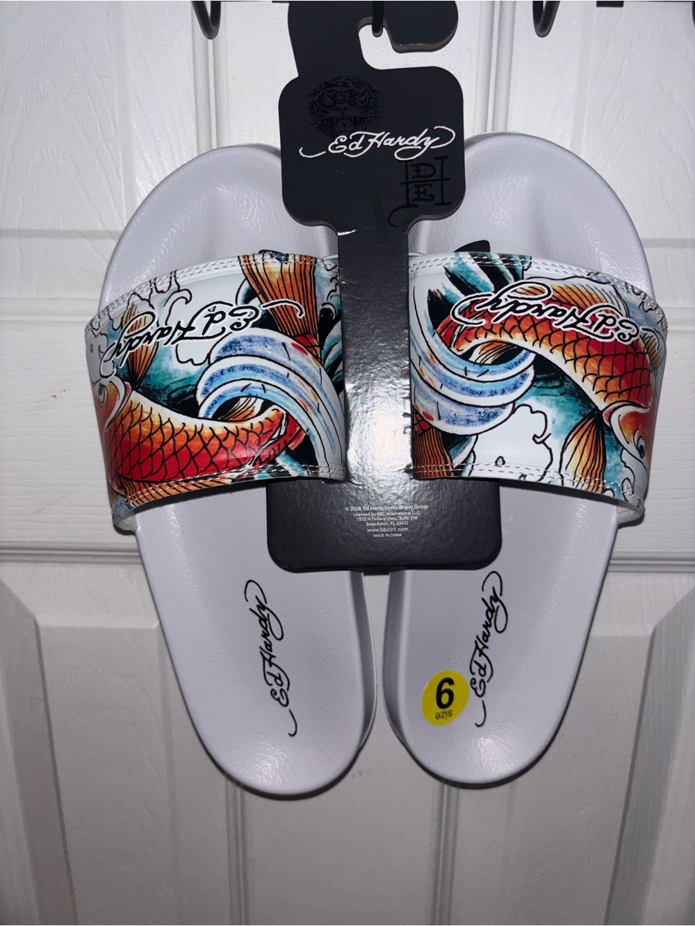 Ed Hardy White Slides with Red & Teal Koi Graphic NWT SIZE 9 - Picture 2 of 9